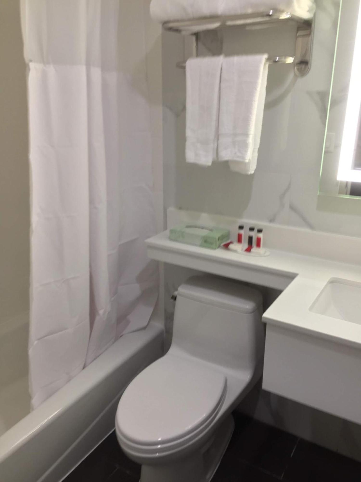 Voyage Hotel New York Dış mekan fotoğraf