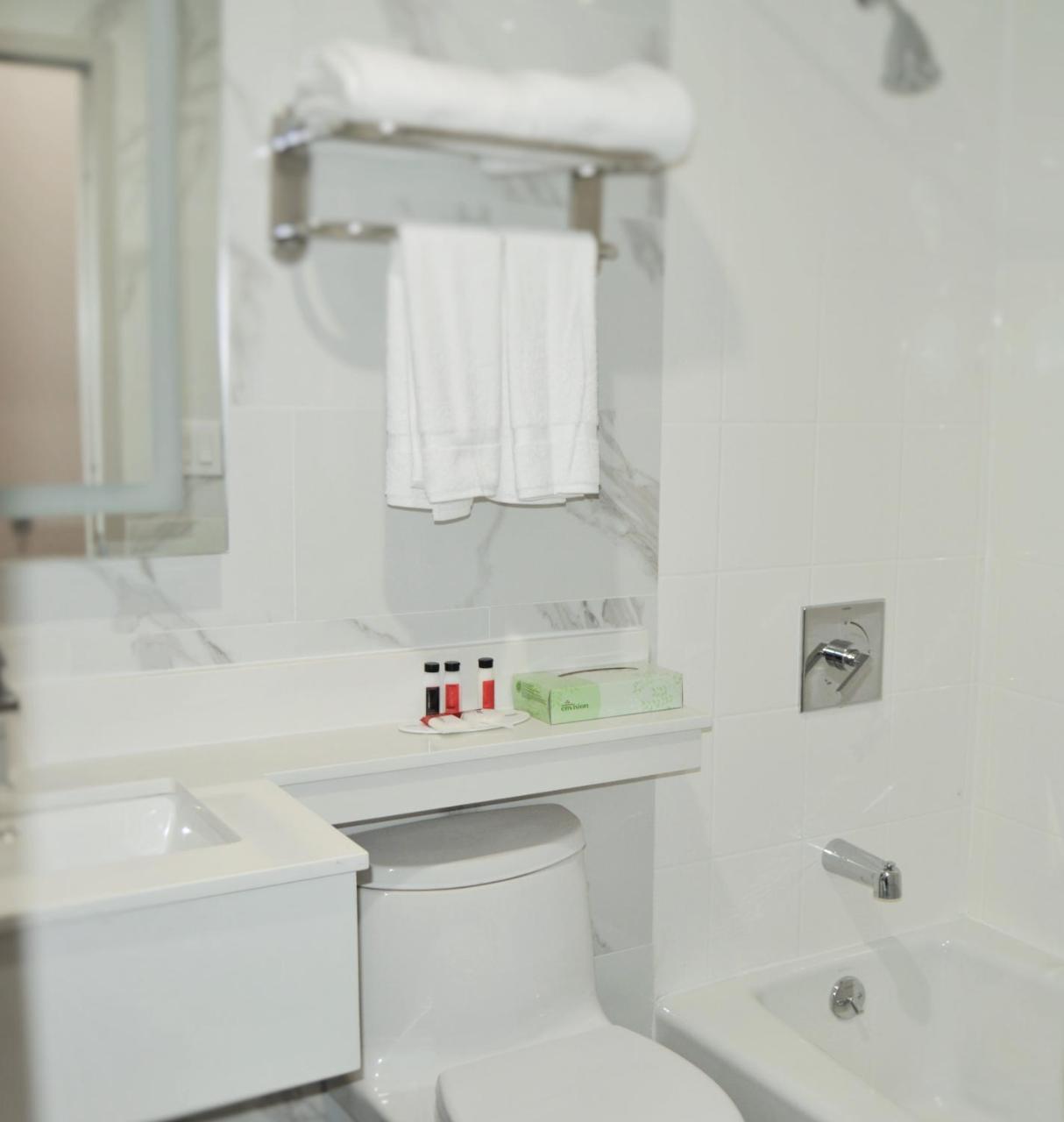 Voyage Hotel New York Dış mekan fotoğraf